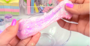 Slime líquido de lentillas y acetona